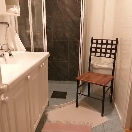 Privat overnatting Nordli Gjestehus Gibostad